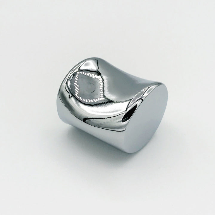 Oval "Novel" Brass, Chrome, Nickel, Matte Black Cabinet Knob