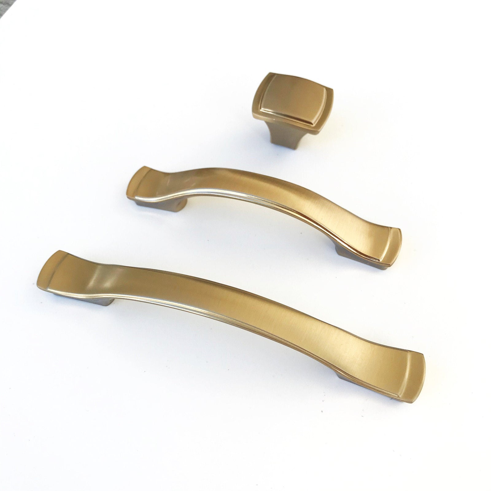 Champagne Bronze "Serena" Transitional Cabinet Drawer Knob and Pull, Modern Cabinet Hardware Farmhouse Drawer Pull