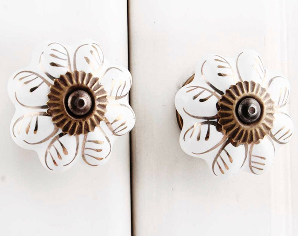 Ceramic White and Golden Finish Scallop  Cabinet Knob, A variation of Antique Finish Drawer Furniture Handle